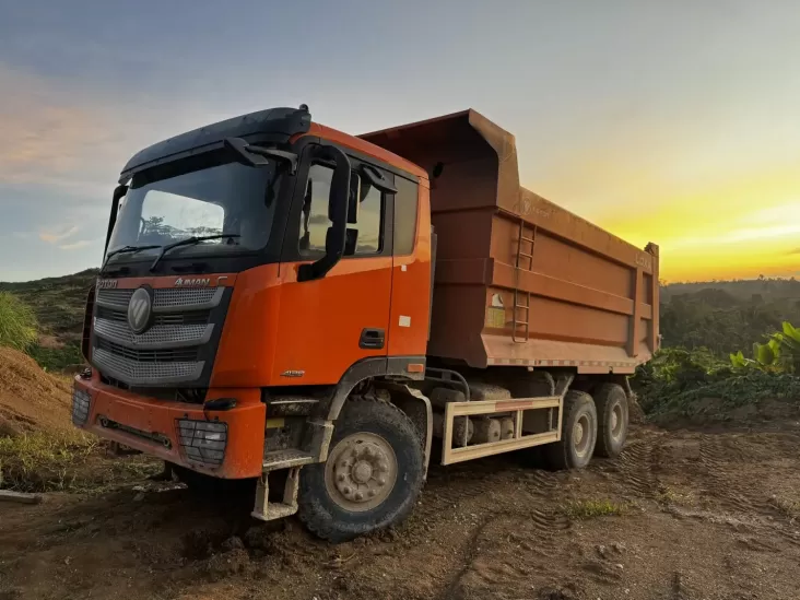 Resmi Meluncur! Truk Foton 6x4 & ZX490LC-7G, Ini Spesifikasi Lengkapnya